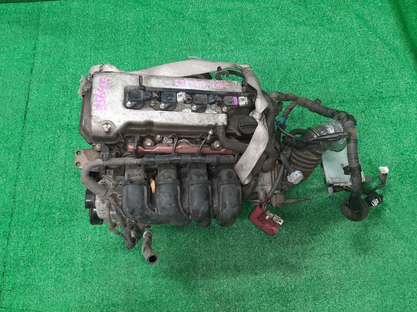 Двигатель TOYOTA CALDINA, CELICA, COROLLA, PREMIO, COROLLA SPACIO, ISIS, WISH, ALLION, COROLLA FIELDER, ALLEX, COROLLA RUNX, WILL VS, FIELDER ZGE20W, ZZT240, ZZT241W, ZZT230, ZZE122, ZNM10, ZNM10W, ZNM10G, ZNE10, ZNE10G, ZZE127 1ZZ-FE MEX 1 ракурс