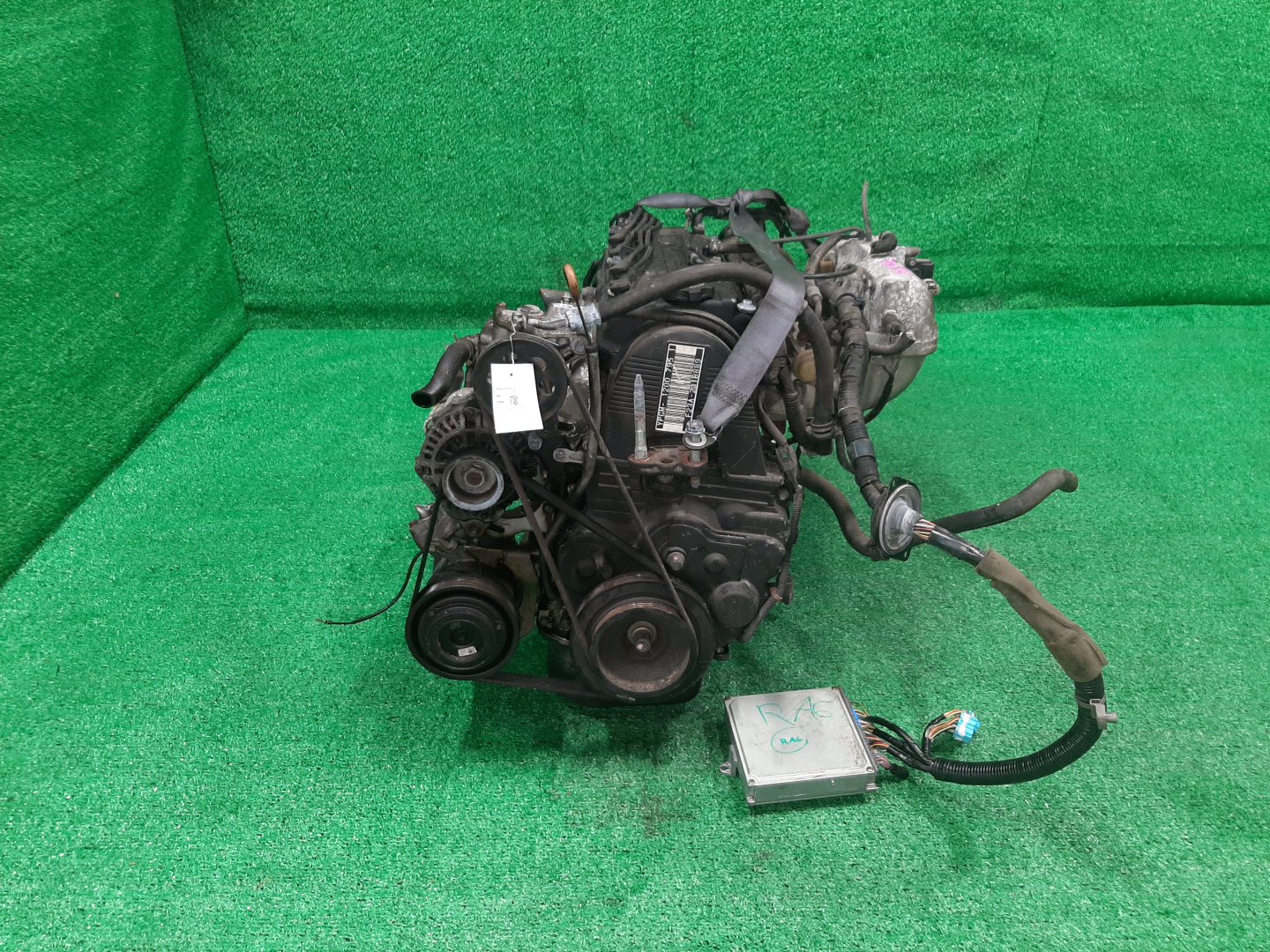 Двигатель HONDA ODYSSEY RA6, RA7 F23A 2318889 2 ракурс