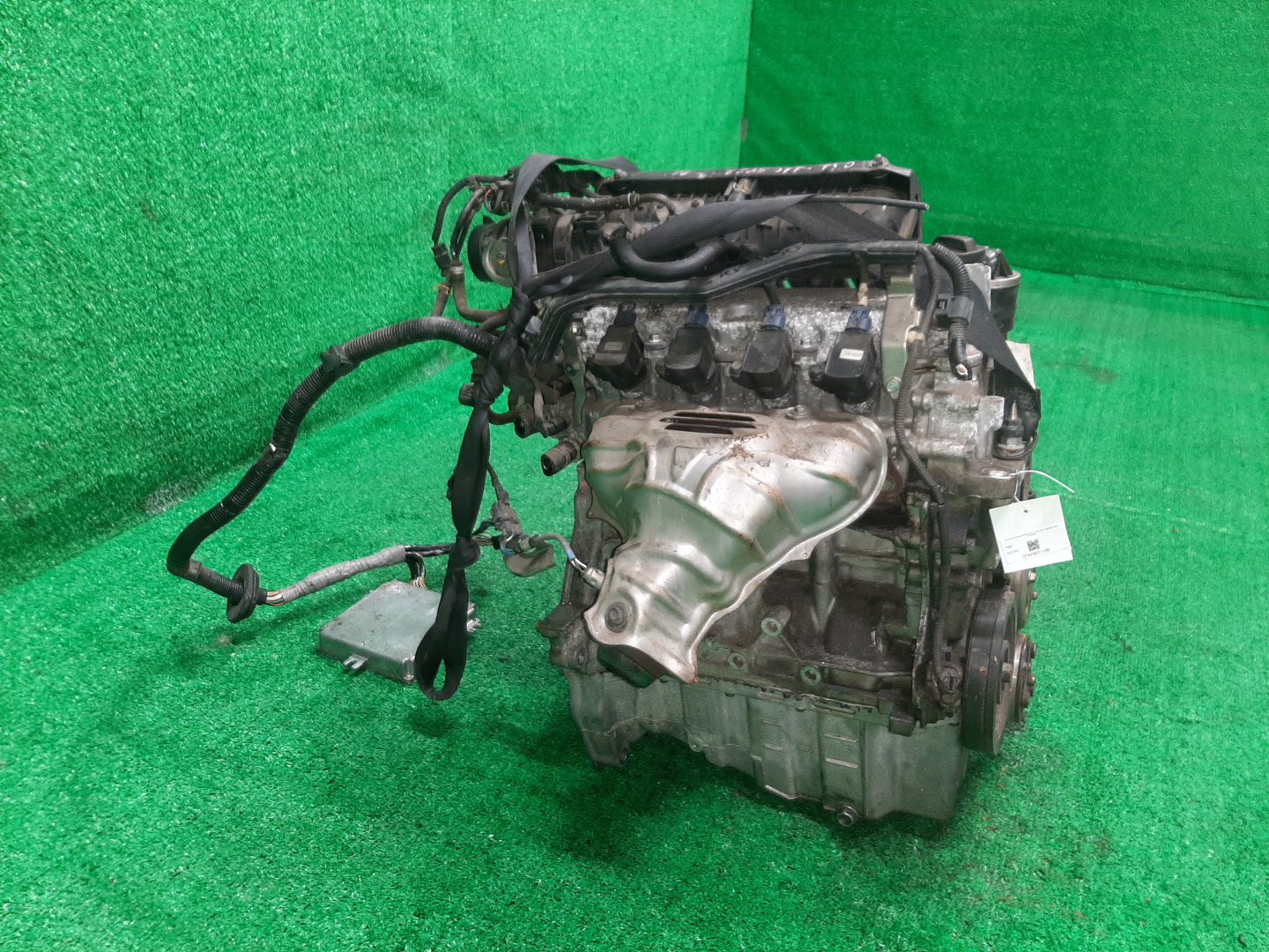 Двигатель HONDA AIRWAVE GJ1, GJ2 L15A VTEC 3 ракурс