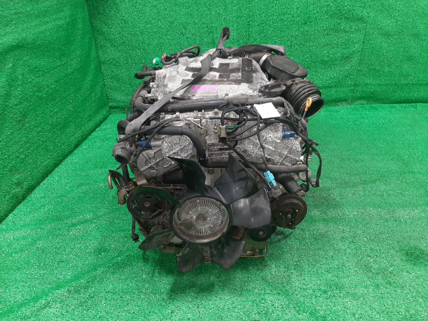 Двигатель NISSAN SKYLINE, STAGEA V35, M35 VQ25DD 230304A 2 ракурс