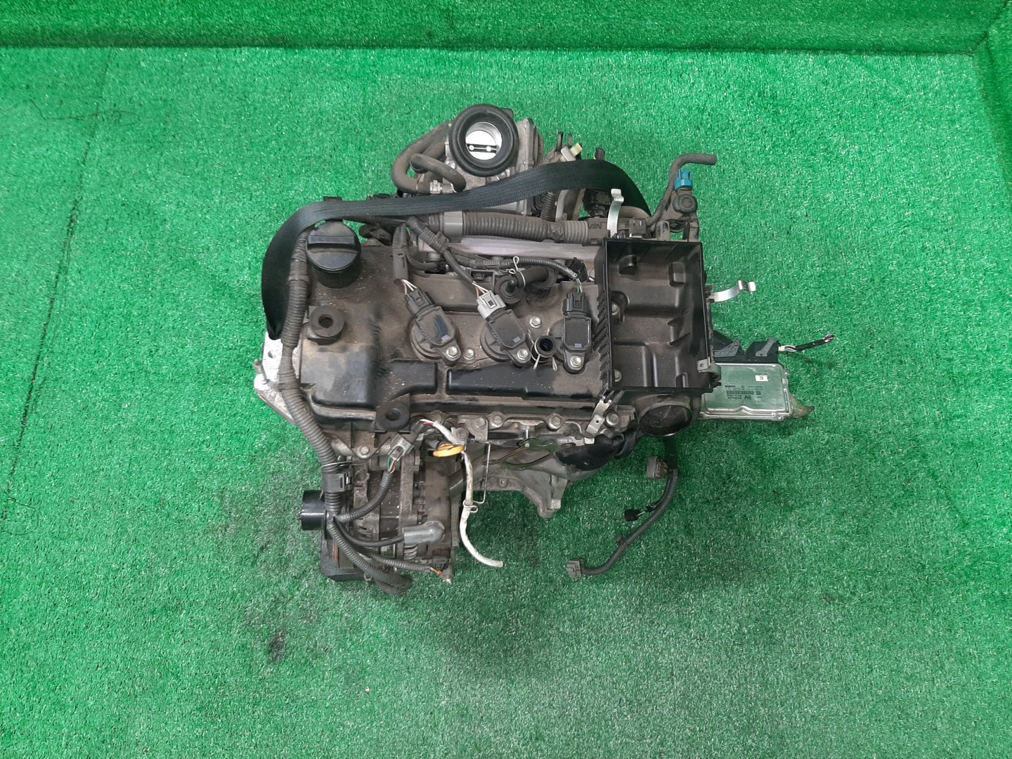 Двигатель TOYOTA VITZ KSP130 1KR-FE 2MOD 1 ракурс