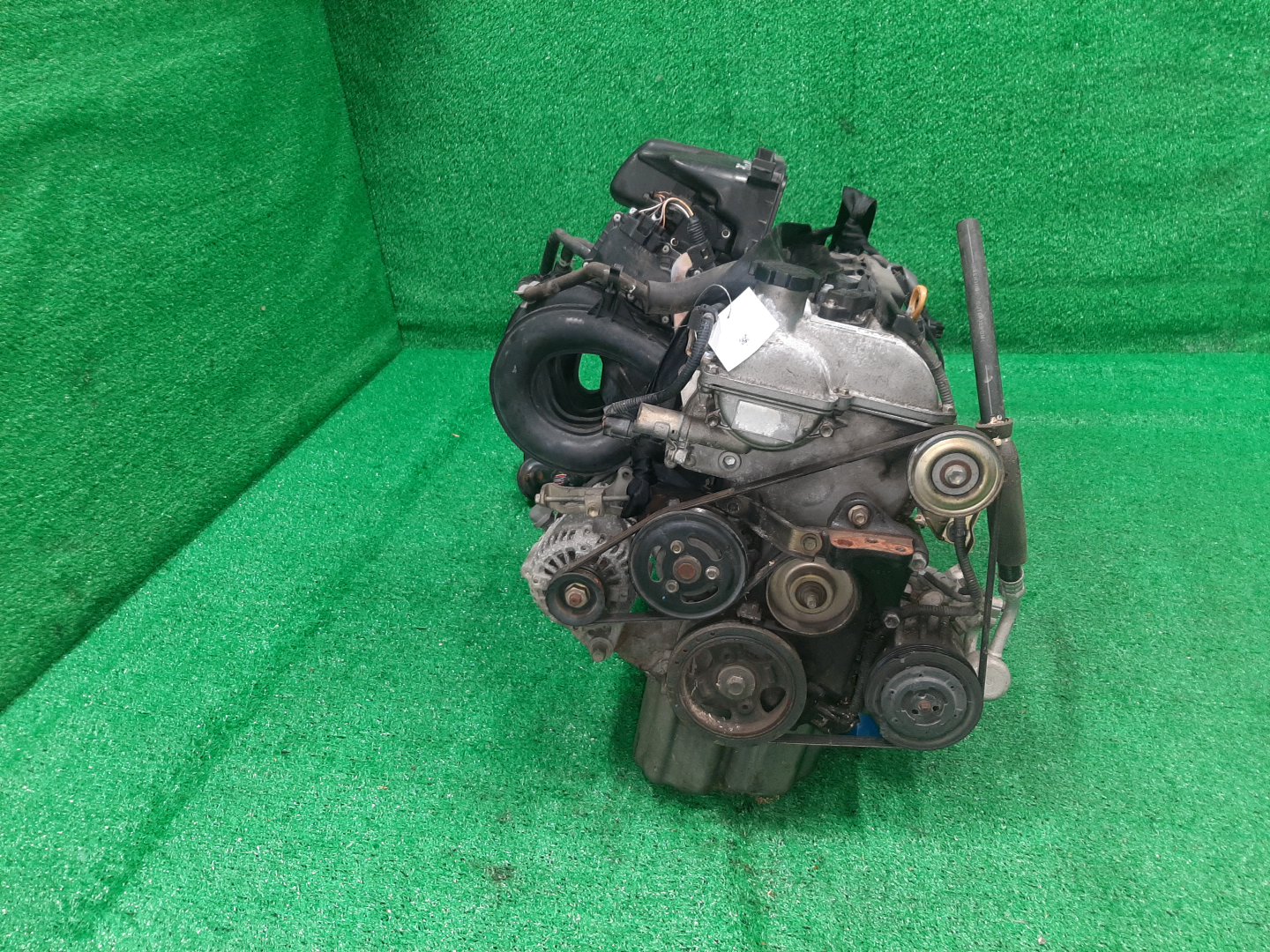 Двигатель TOYOTA VITZ SCP13 2SZ-FE 1115236 2 ракурс