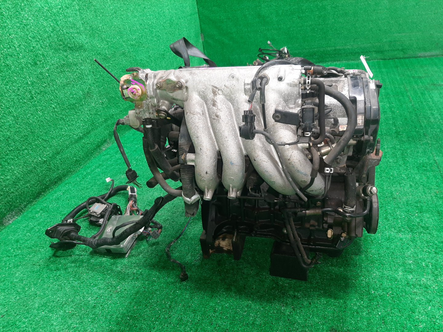 Двигатель TOYOTA CALDINA, CAMRY, CARINA, CORONA, CORONA EXIV, VISTA, CURREN, CARINA ED ST190G, SV30, SV40, ST190, ST180, ST200, ST208 4S-FE TPAM 3 ракурс