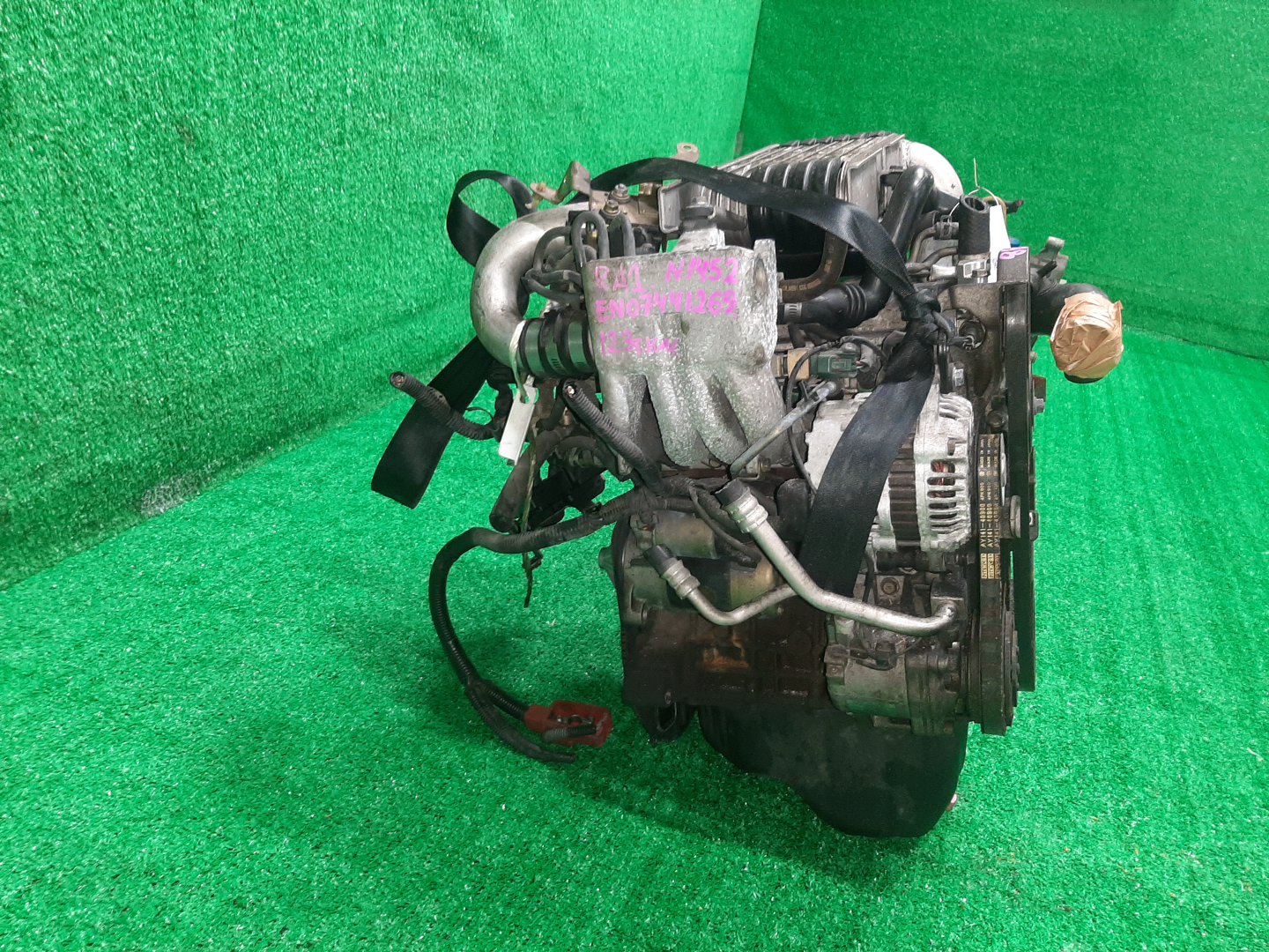Двигатель SUBARU PLEO RA1 EN07 SUPERCHARGER 3 ракурс Двигатель SUBARU PLEO RA1 EN07 SUPERCHARGER 3 ракурс