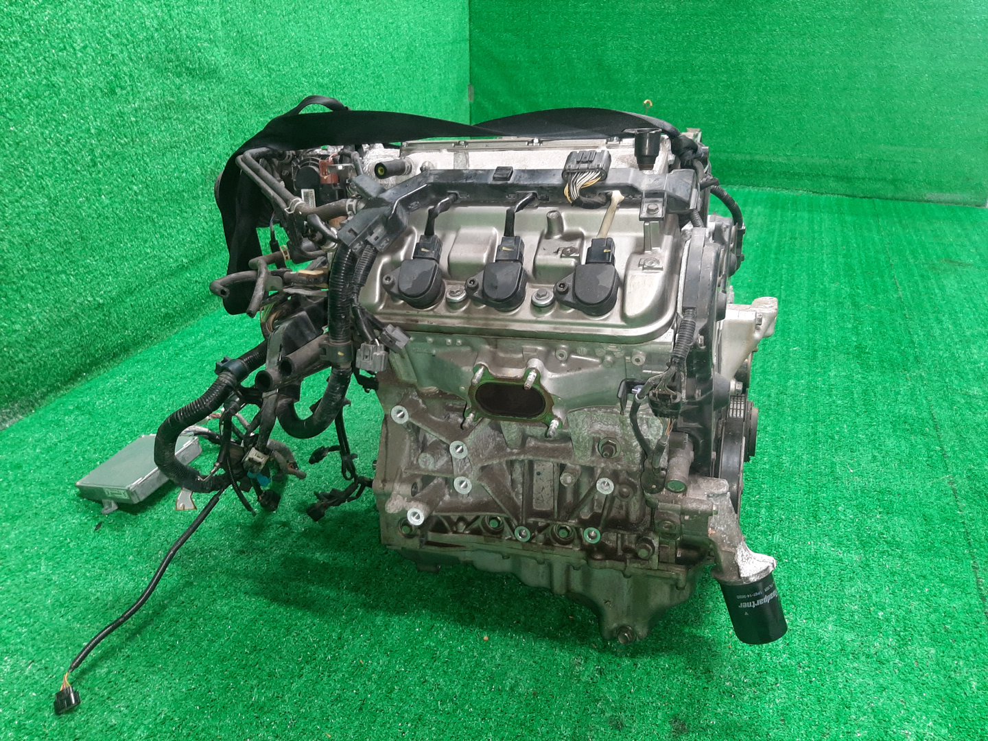 Двигатель HONDA INSPIRE UC1 J30A 6201301 3 ракурс