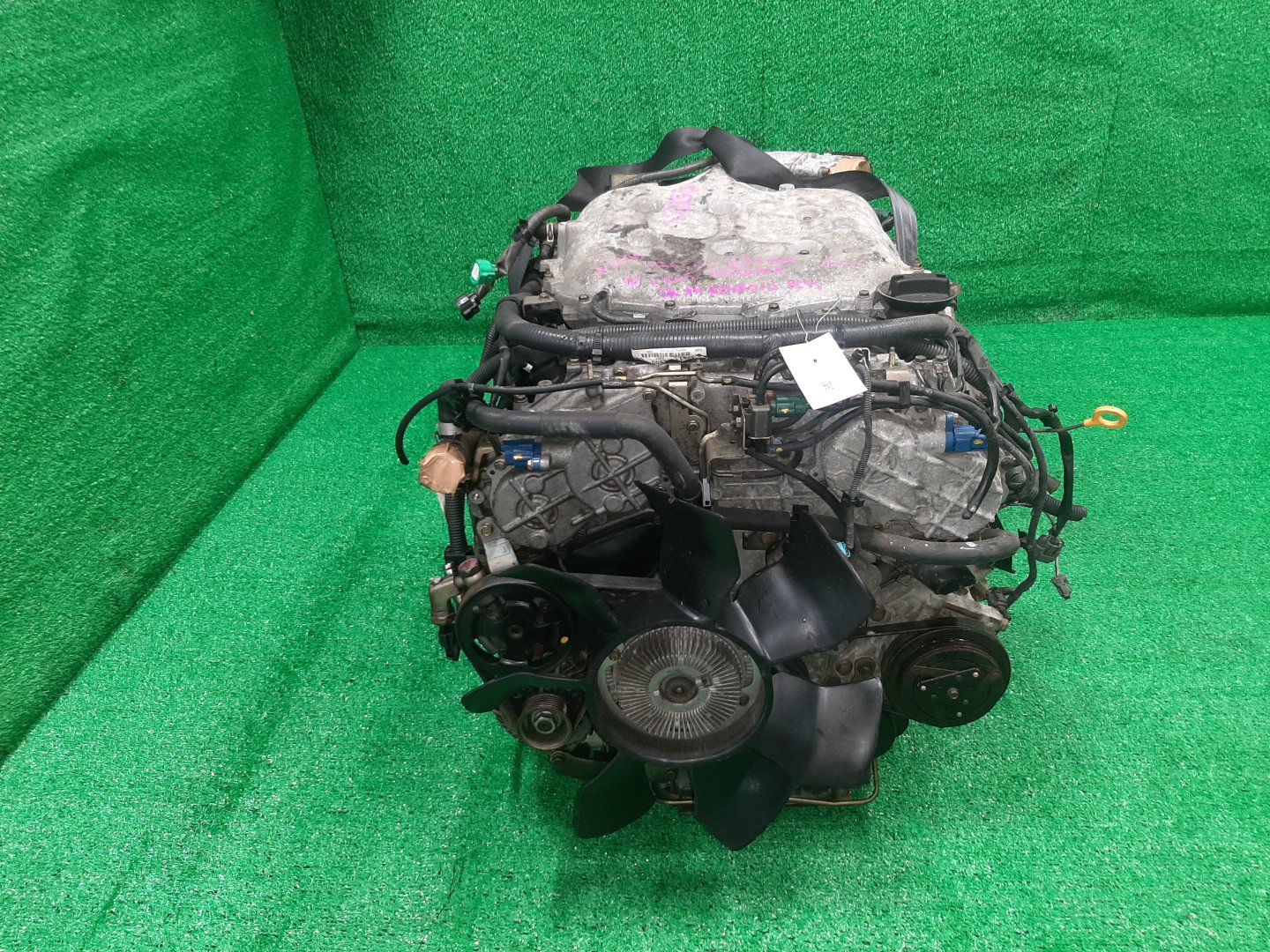 Двигатель NISSAN SKYLINE, STAGEA V35, M35 VQ25DD 293875A 2 ракурс