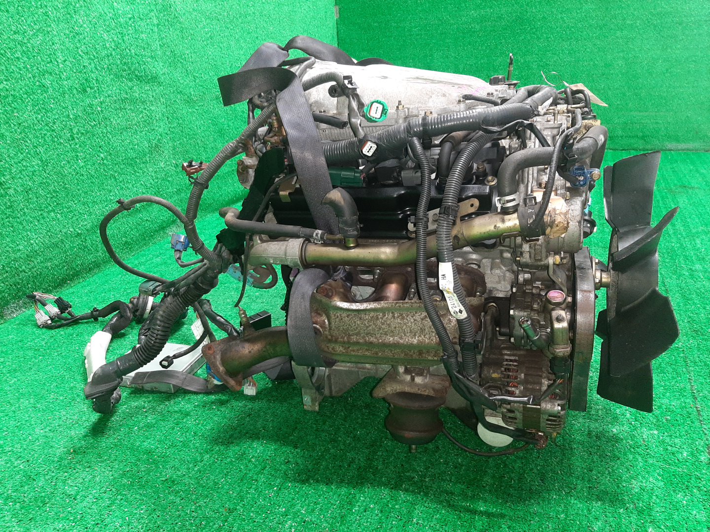 Двигатель NISSAN SKYLINE, STAGEA V35, M35 VQ25DD 293875A 3 ракурс