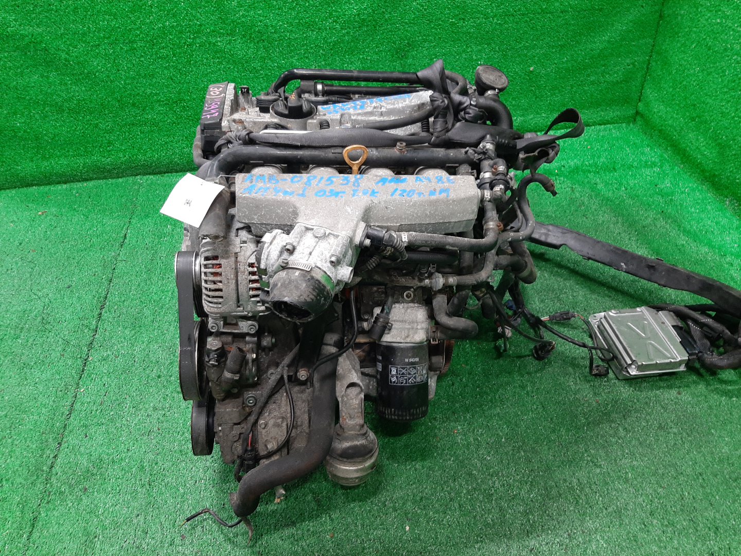 Двигатель AUDI A4 8EAMBF, 8HE, 8H7, 8E5, 8EC, B6 AMB 081538 4 ракурс Двигатель AUDI A4 8EAMBF, 8HE, 8H7, 8E5, 8EC, B6 AMB 081538 4 ракурс