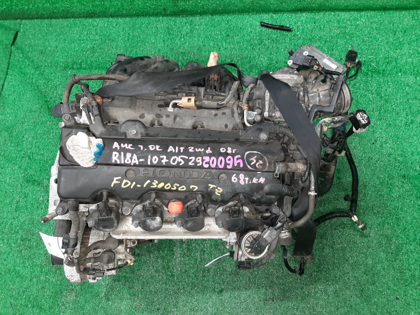 Двигатель HONDA CIVIC FD1 R18A 1070529 1 ракурс