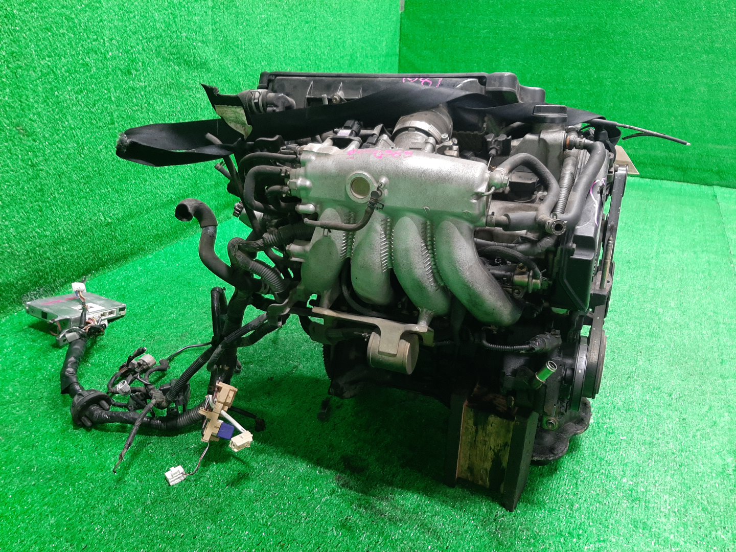 Двигатель TOYOTA CALDINA ST246W 3S-GTE 9440389 3 ракурс