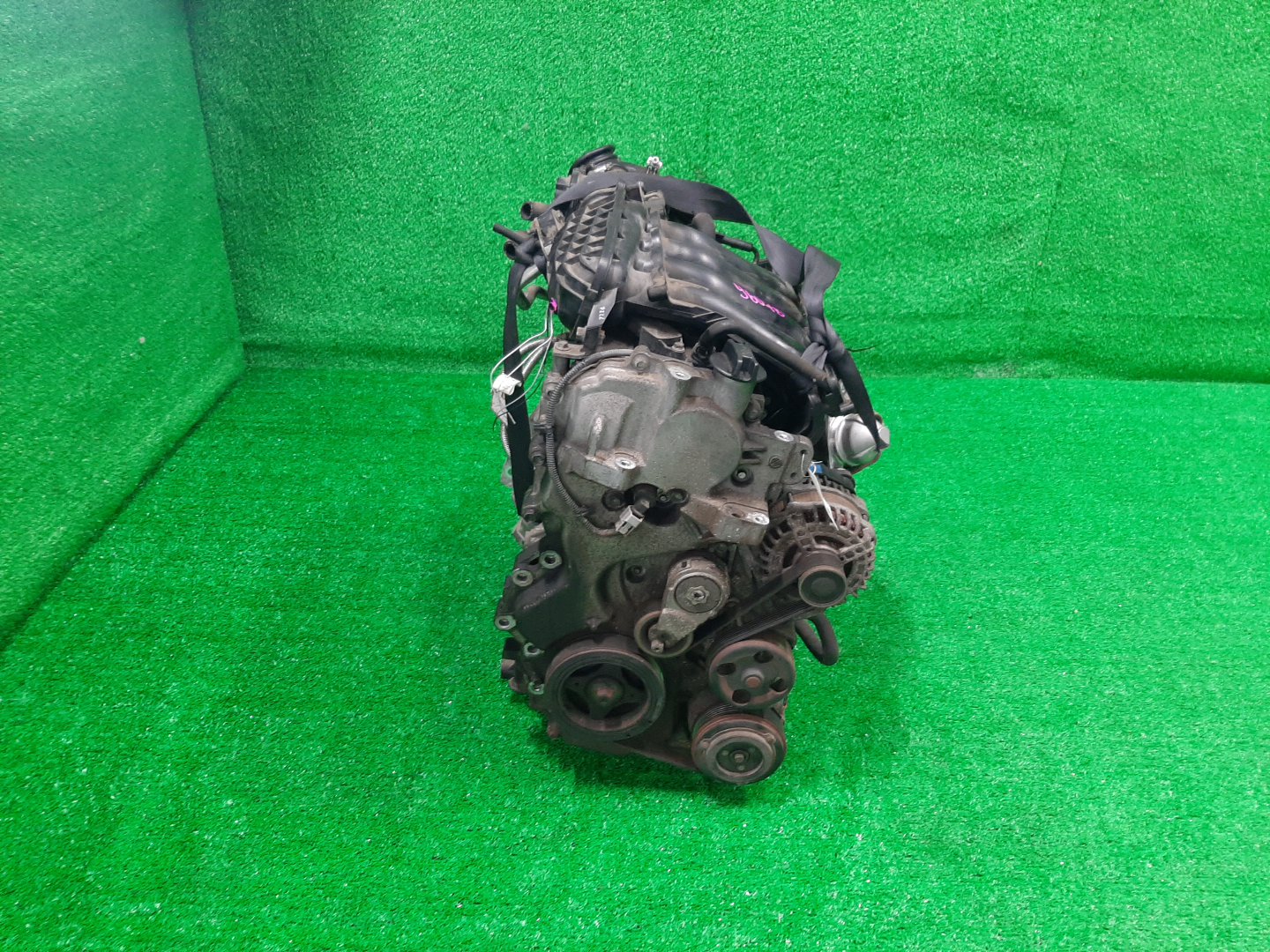 Двигатель NISSAN SERENA CNC25 MR20DE 320950A 2 ракурс