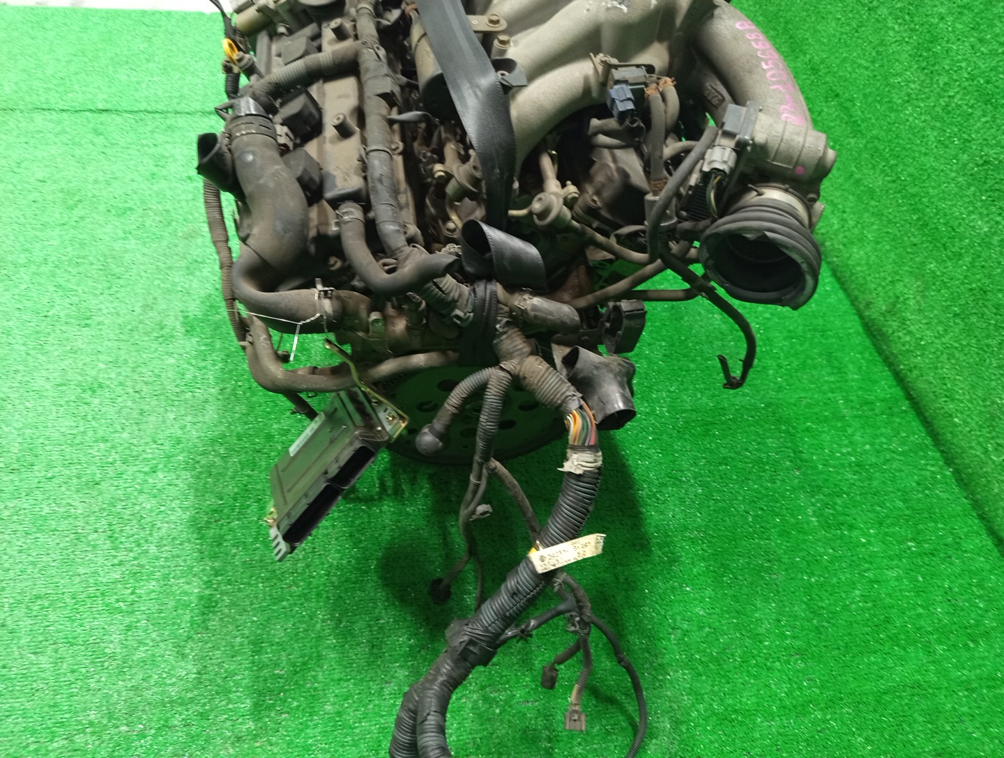 Двигатель NISSAN TEANA J31 VQ23DE 105668A 5 ракурс
