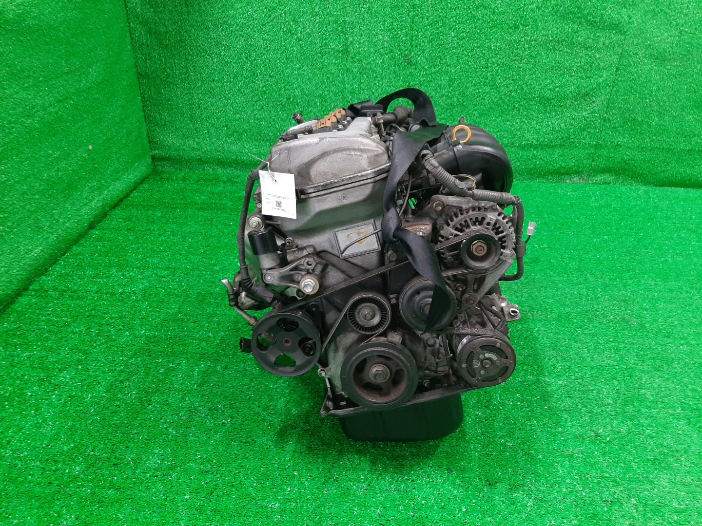 Двигатель TOYOTA COROLLA FIELDER ZZE122G 1ZZ-FE MEX 2 ракурс Двигатель TOYOTA COROLLA FIELDER ZZE122G 1ZZ-FE MEX 2 ракурс