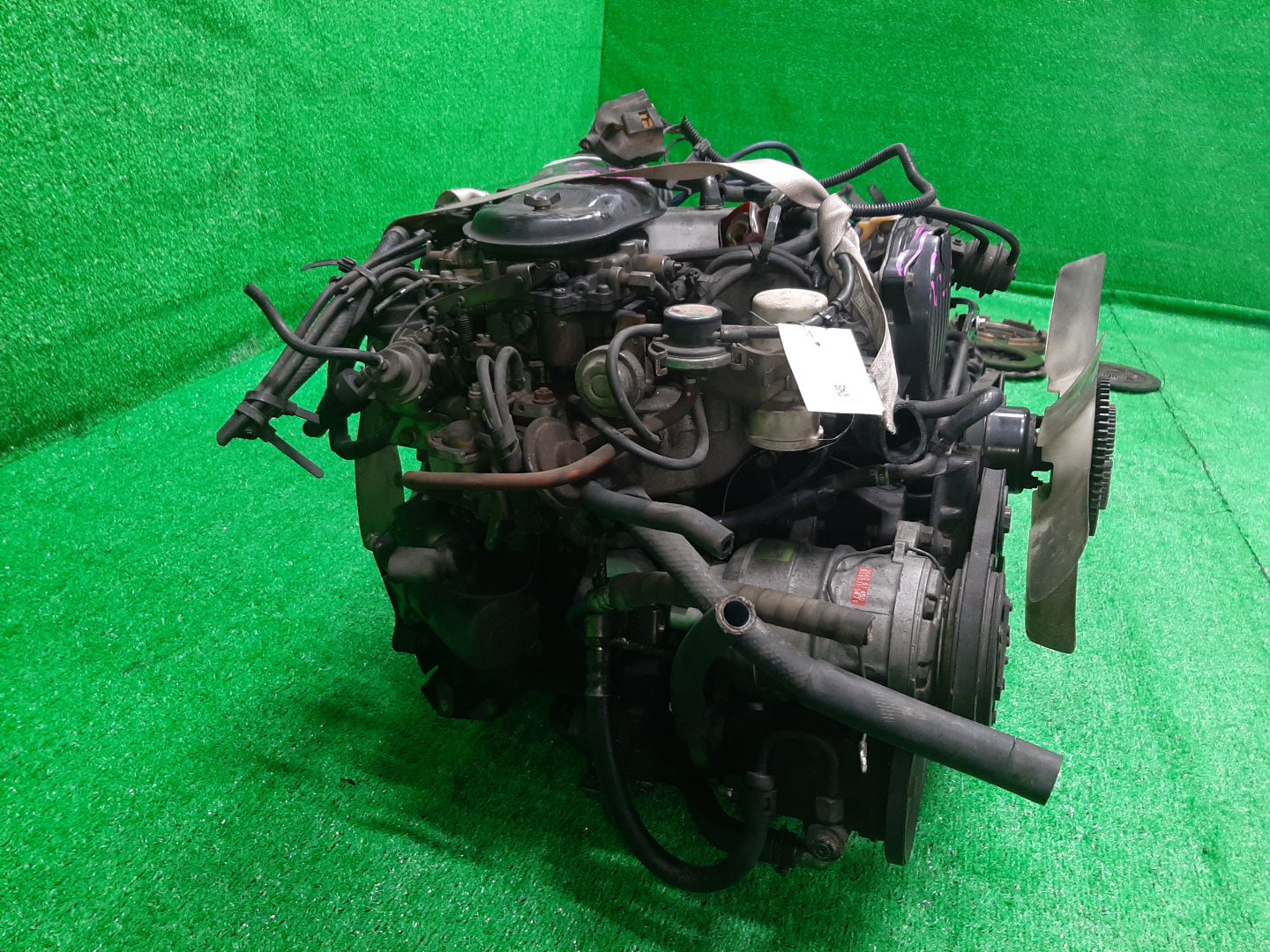 Двигатель NISSAN BONGO, VANETTE, BONGO BRAWNY SE88T, SS88V, SE88TN, SS88VN, SD89T F8 CARB 3 ракурс