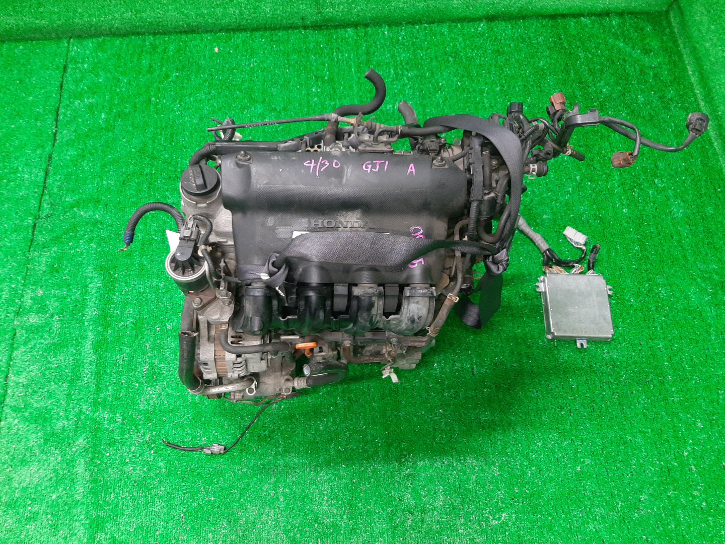 Двигатель HONDA AIRWAVE GJ1, GJ2 L15A VTEC 1 ракурс