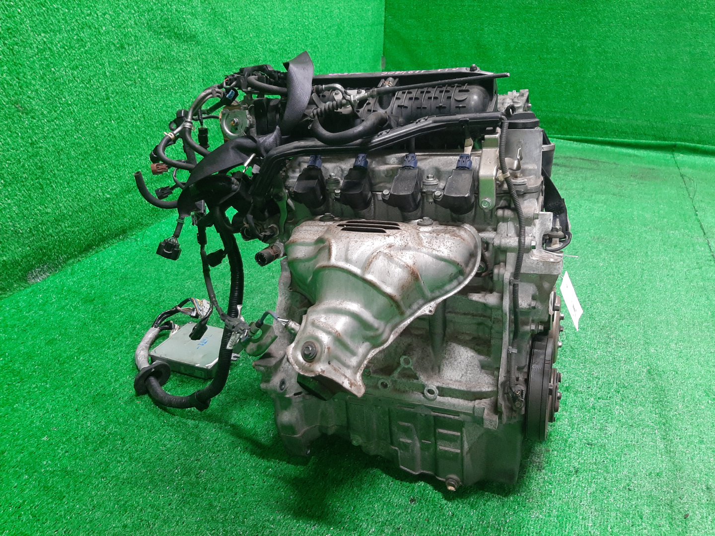Двигатель HONDA AIRWAVE GJ1, GJ2 L15A VTEC 3 ракурс