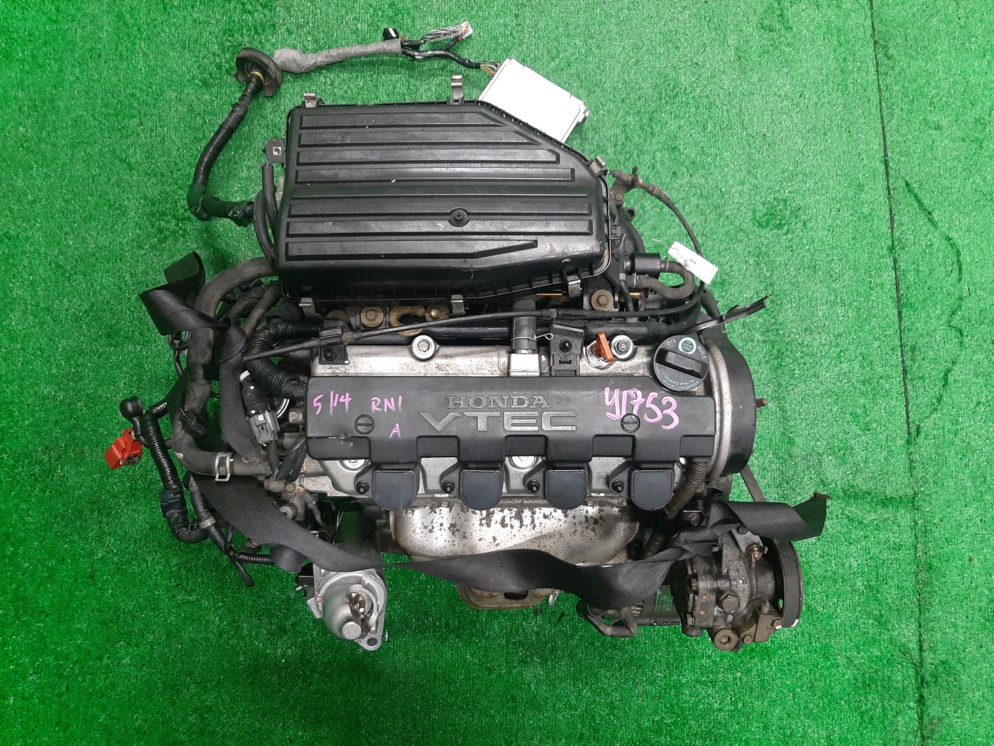 Двигатель HONDA CIVIC, STREAM, EDIX, CIVIC FERIO EU3, ES3, EU4, ET2, EN2, RN2, RN1, BE1, BE2 D17A 2209338 1 ракурс