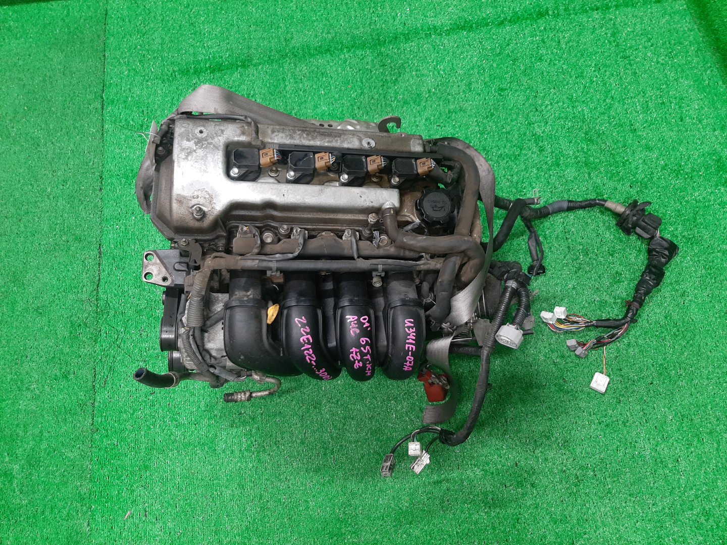 Двигатель TOYOTA COROLLA FIELDER ZZE122G 1ZZ-FE MEX 1 ракурс