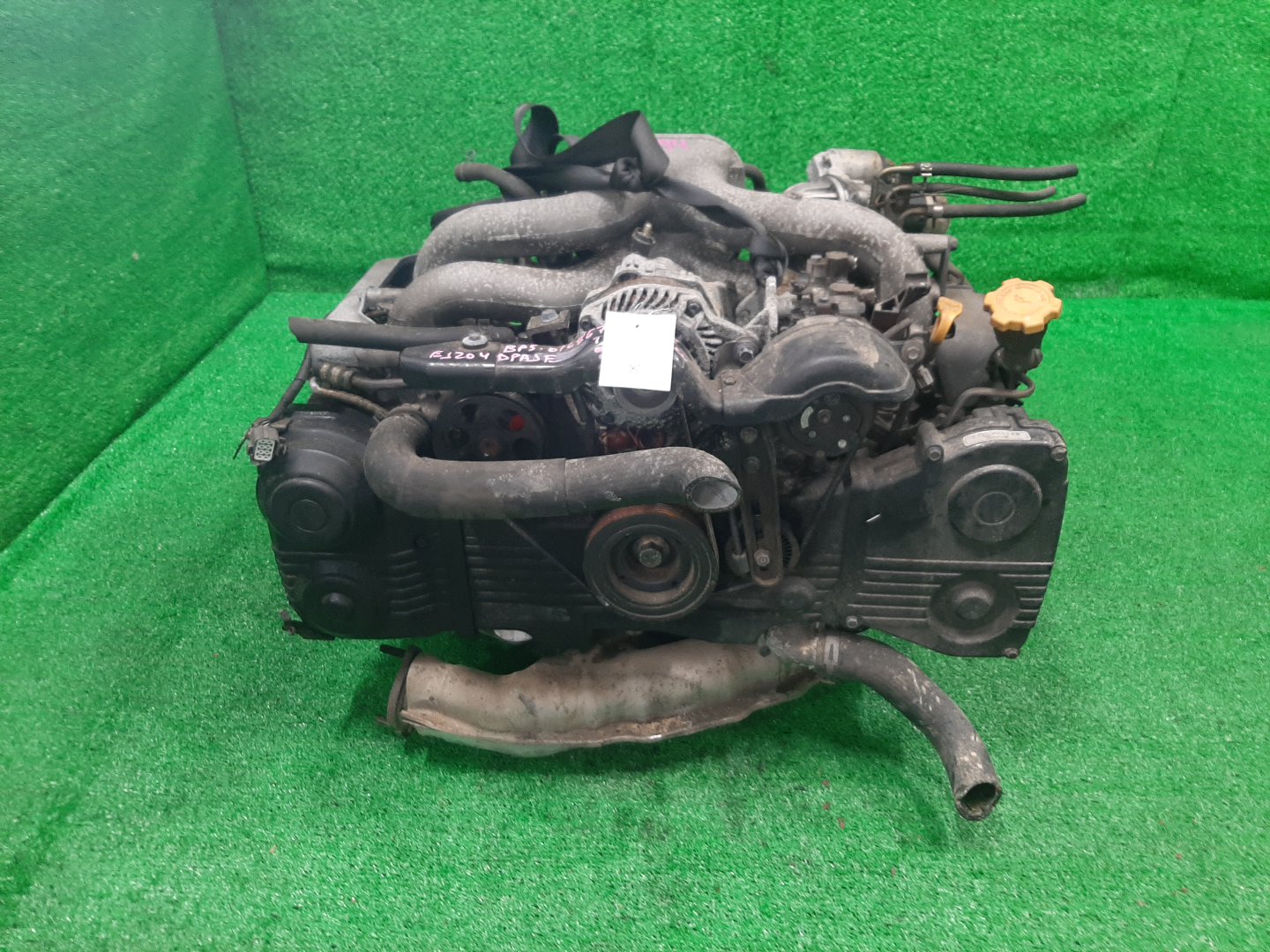 Двигатель SUBARU LEGACY BL5, BP5 EJ204 EJ204DPAJE 2 ракурс Двигатель SUBARU LEGACY BL5, BP5 EJ204 EJ204DPAJE 2 ракурс