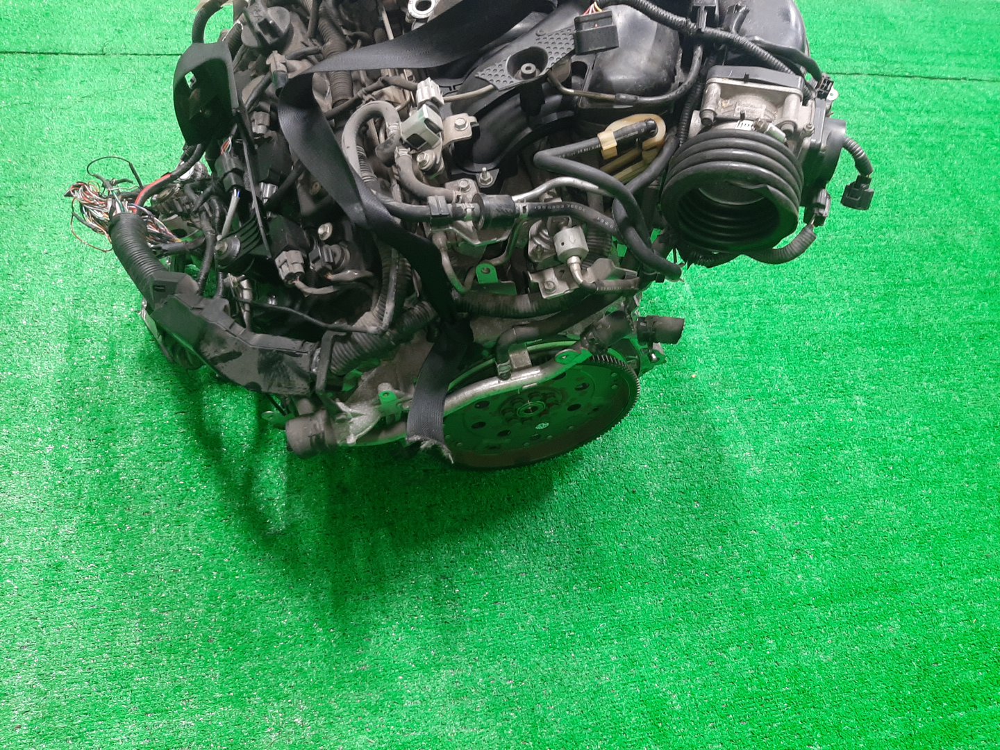 Двигатель NISSAN TEANA J32 VQ25DE 400815A 5 ракурс