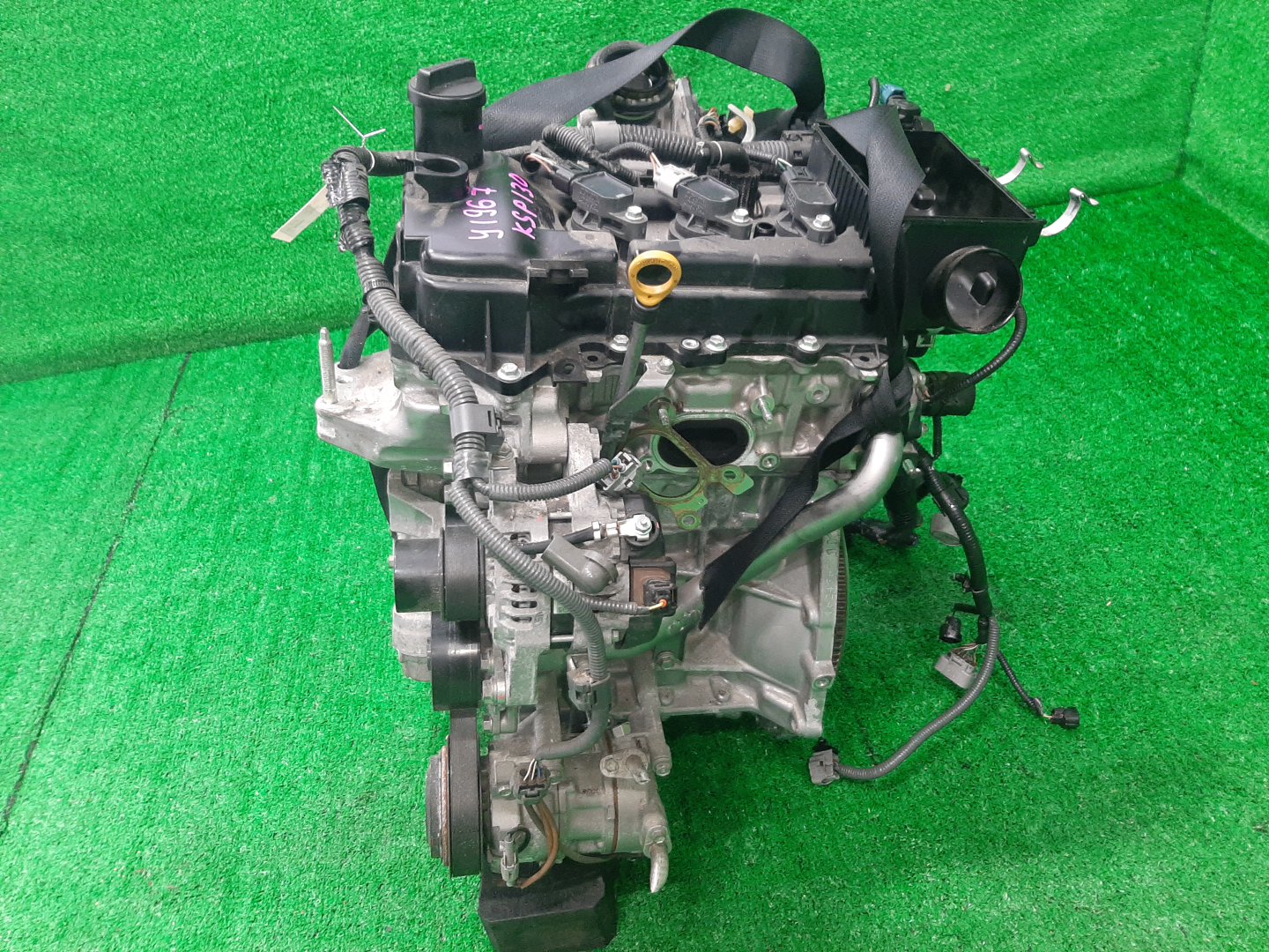Двигатель TOYOTA VITZ KSP130 1KR-FE 2MOD 4 ракурс