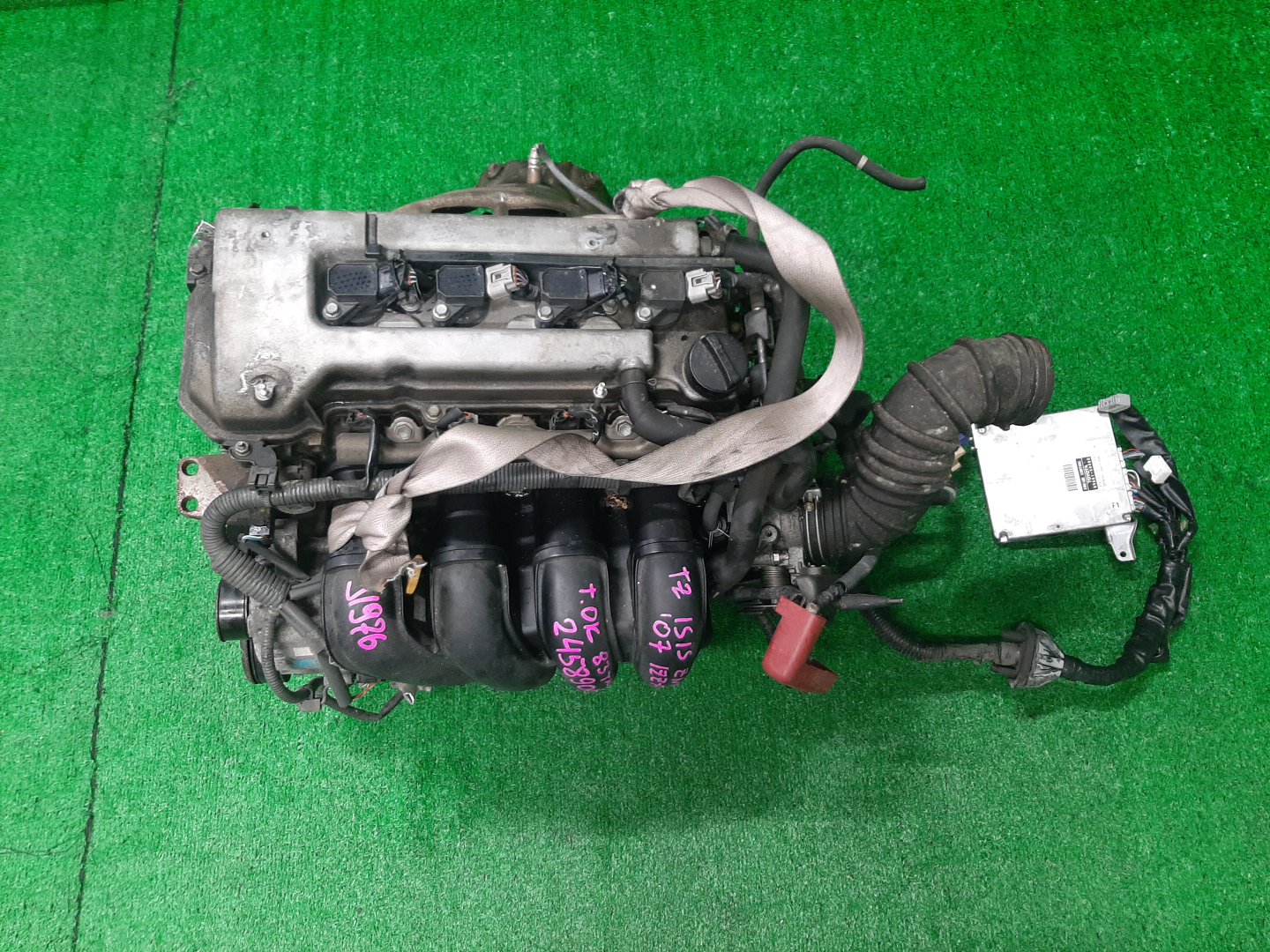 Двигатель TOYOTA CALDINA, CELICA, COROLLA, PREMIO, COROLLA SPACIO, ISIS, WISH, ALLION, COROLLA FIELDER, ALLEX, COROLLA RUNX, WILL VS, FIELDER ZGE20W, ZZT240, ZZT241W, ZZT230, ZZE122, ZNM10, ZNM10W, ZNM10G, ZNE10, ZNE10G, ZZE127 1ZZ-FE MEX 1 ракурс