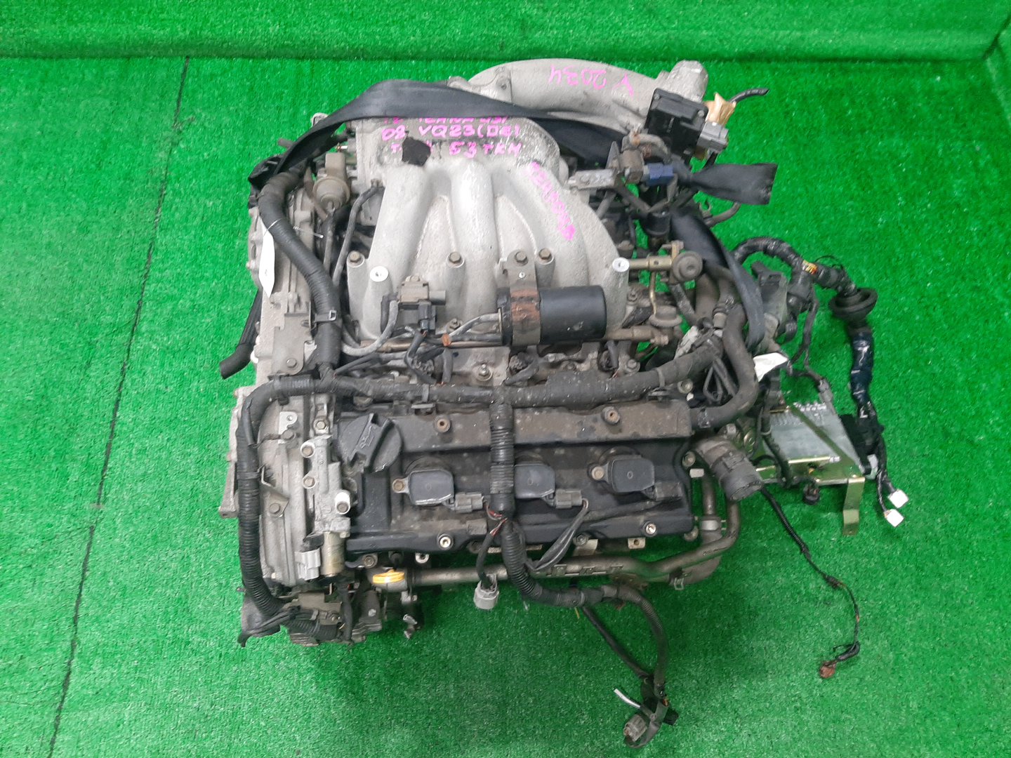 Двигатель NISSAN TEANA J31 VQ23DE 158129A 1 ракурс Двигатель NISSAN TEANA J31 VQ23DE 158129A 1 ракурс