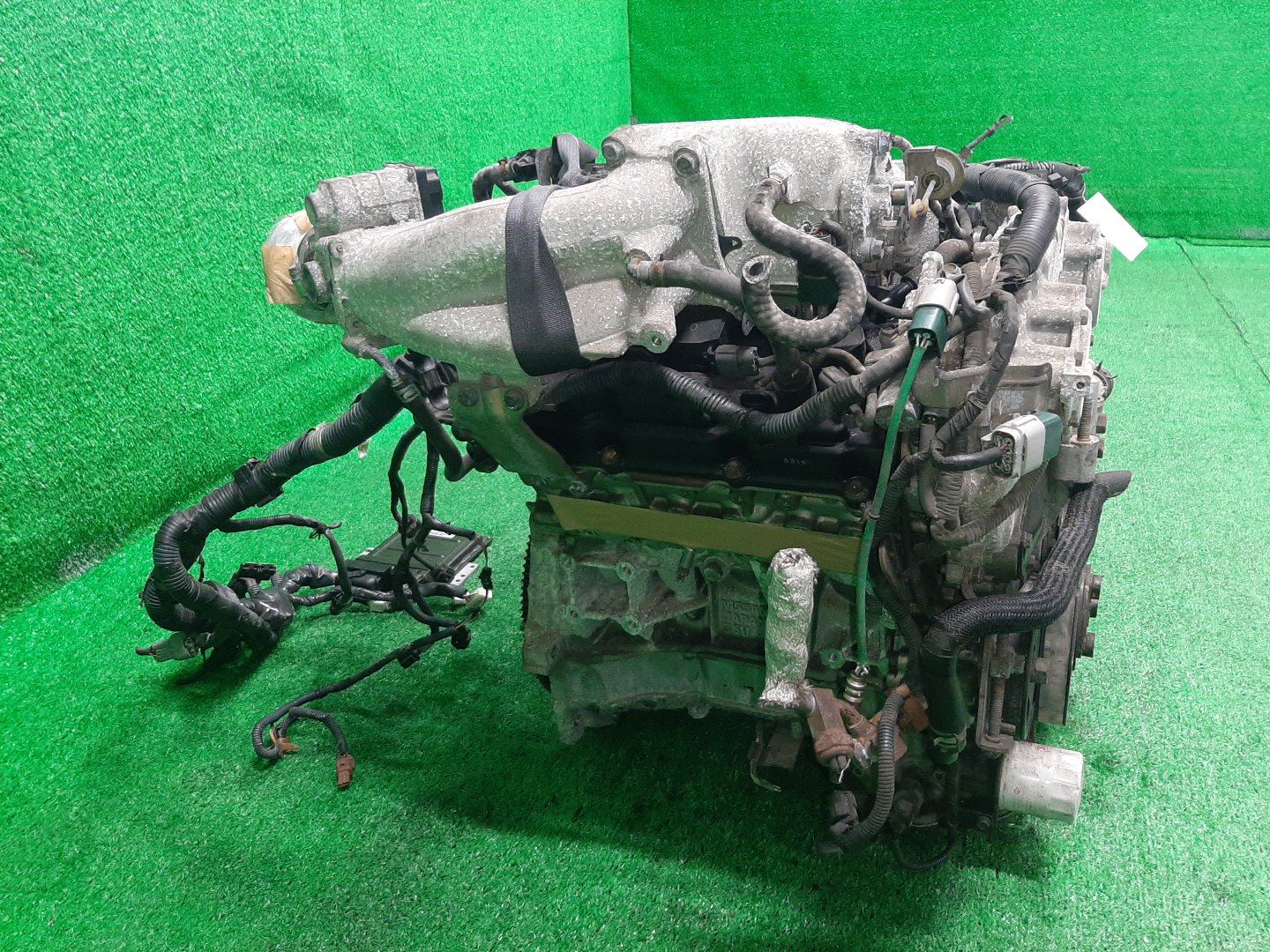 Двигатель NISSAN TEANA J31 VQ23DE 014375A 3 ракурс Двигатель NISSAN TEANA J31 VQ23DE 014375A 3 ракурс