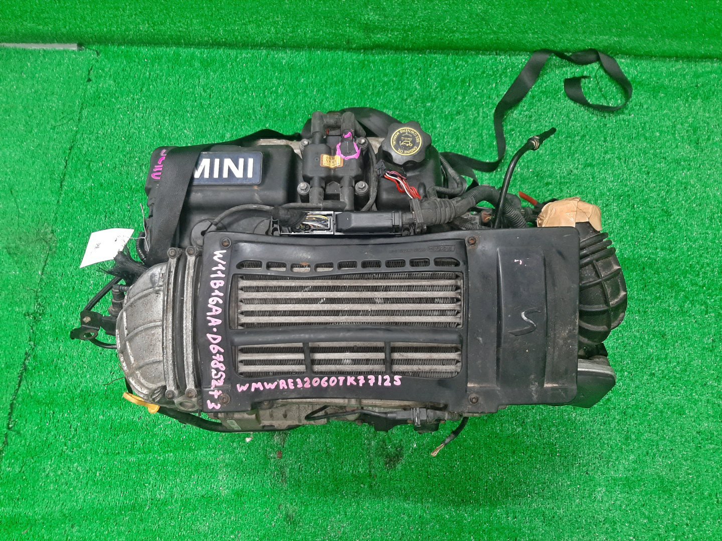 Двигатель MINI CABRIO, HATCH R53, R52, R50 W11B16A, W11B16AA D678S273 1 ракурс Двигатель MINI CABRIO, HATCH R53, R52, R50 W11B16A, W11B16AA D678S273 1 ракурс