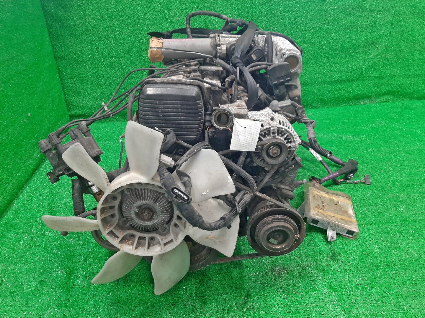 Двигатель TOYOTA CHASER, CRESTA, MARK II GX90 1G-FE TPAM 2 ракурс