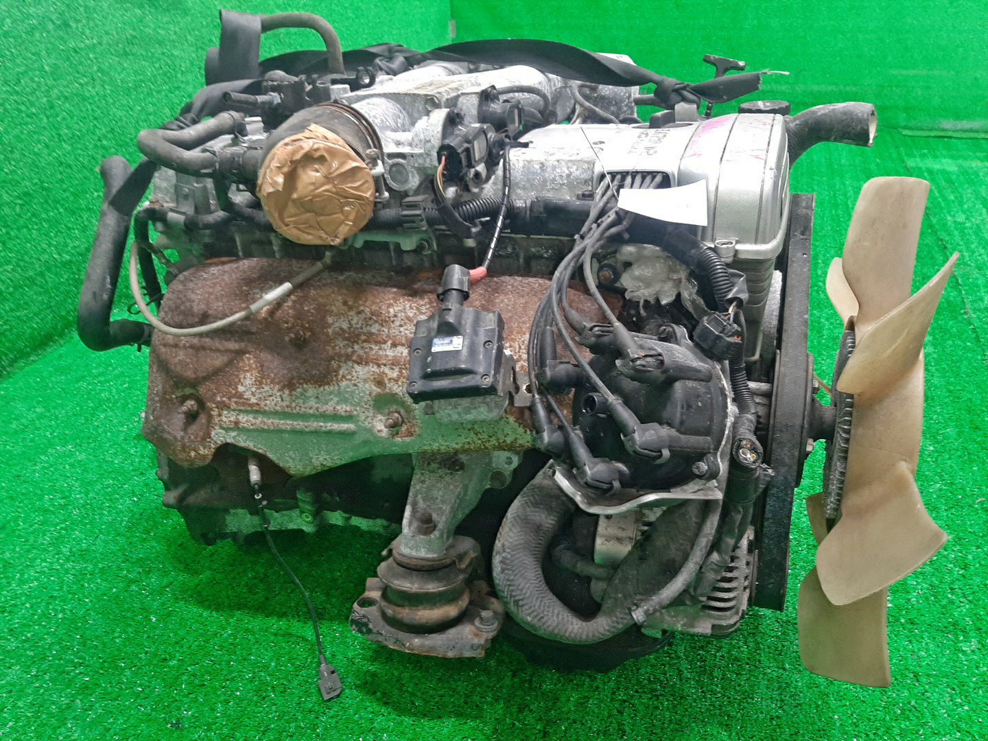 Двигатель TOYOTA MARK II JZX81 1JZ-GE TPAM 3 ракурс