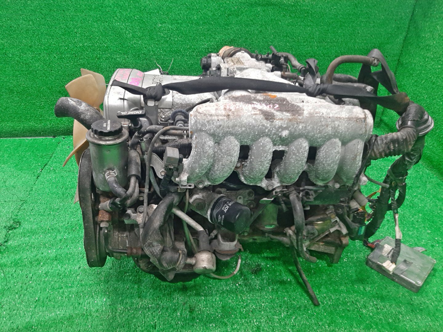 Двигатель TOYOTA MARK II JZX81 1JZ-GE TPAM 4 ракурс