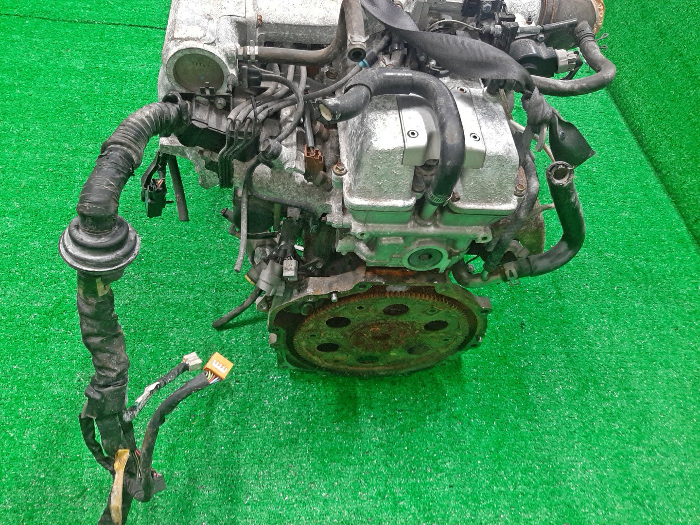 Двигатель TOYOTA MARK II JZX81 1JZ-GE TPAM 5 ракурс
