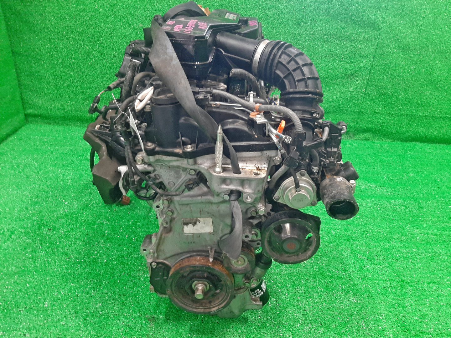 Двигатель HONDA VEZEL RU1 L15B TURBO 2 ракурс