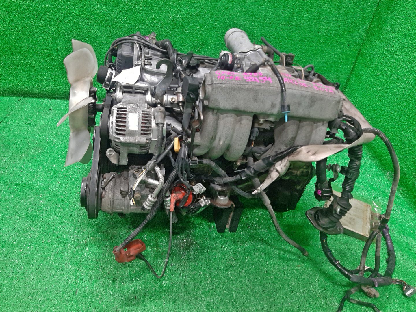 Двигатель TOYOTA CHASER, CRESTA, MARK II GX90 1G-FE TPAM 4 ракурс