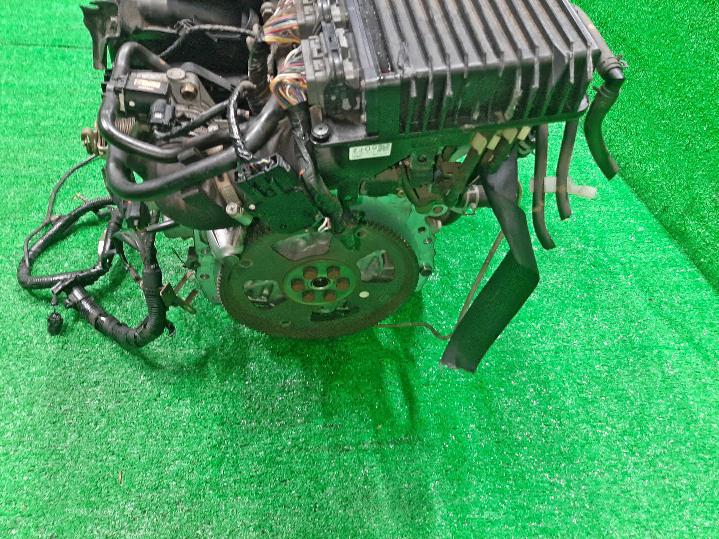 Двигатель MAZDA DEMIO DY3W ZJ-VE MEX 5 ракурс Двигатель MAZDA DEMIO DY3W ZJ-VE MEX 5 ракурс