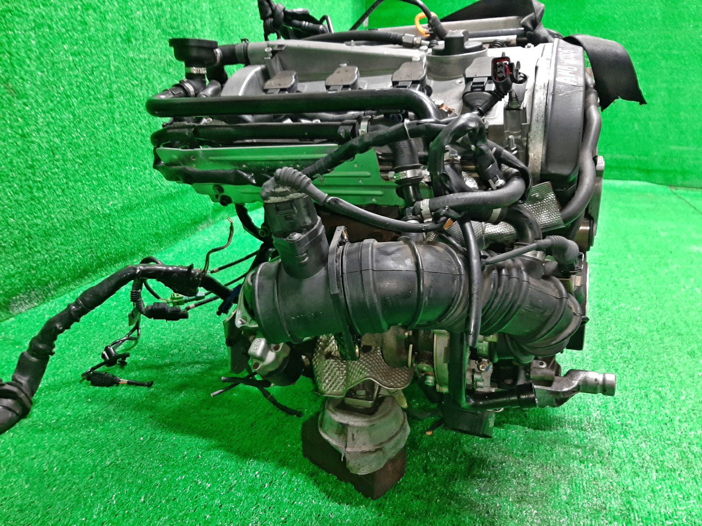 Двигатель AUDI A4 8EAMBF, 8HE, 8H7, 8E5, 8EC, B6 AMB 110205 3 ракурс Двигатель AUDI A4 8EAMBF, 8HE, 8H7, 8E5, 8EC, B6 AMB 110205 3 ракурс