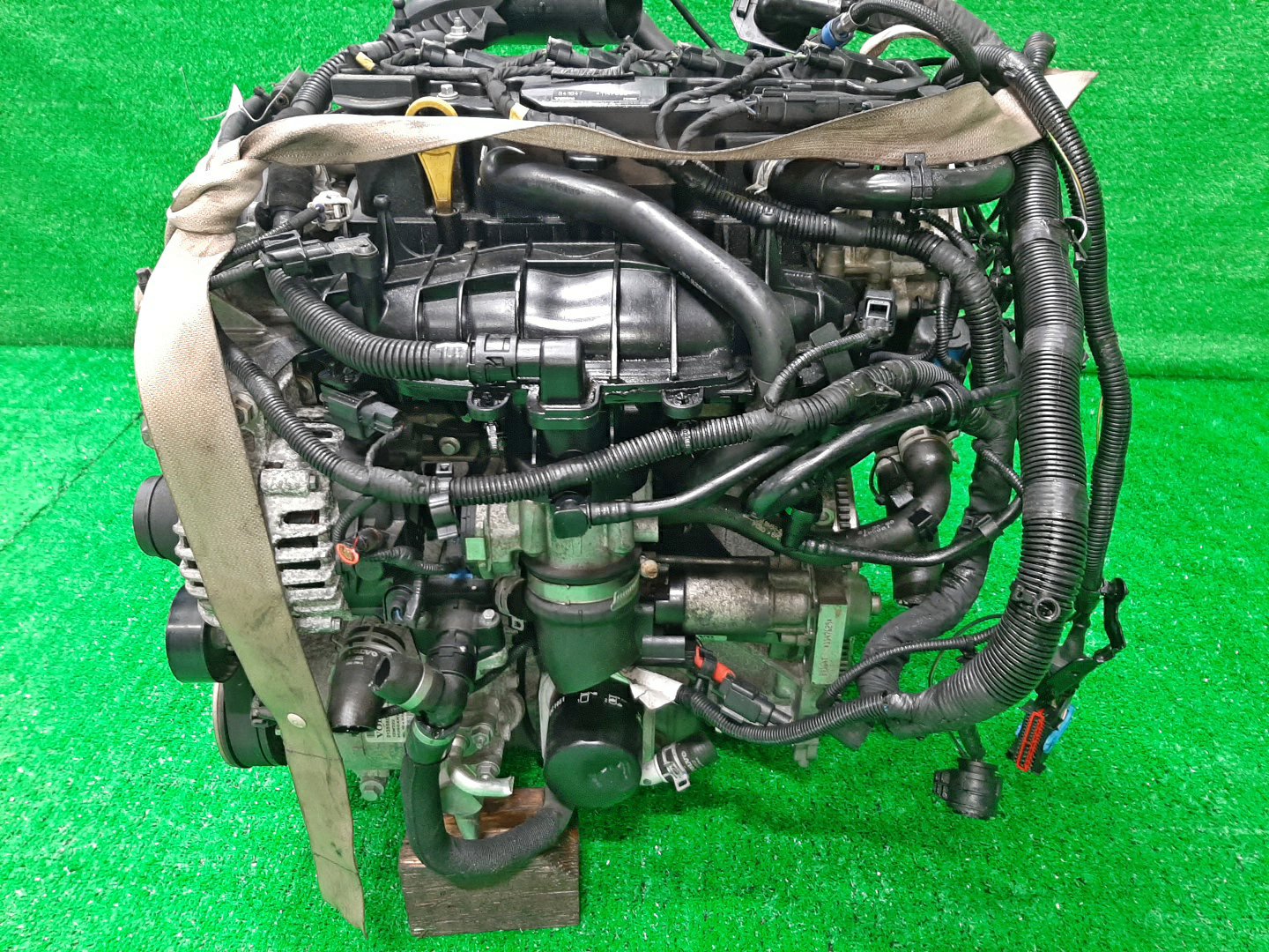 Двигатель VOLVO V60, S60, V40, V70, S80 FW48, FS48, MV48, BW48, AS B4164T 1147629 4 ракурс