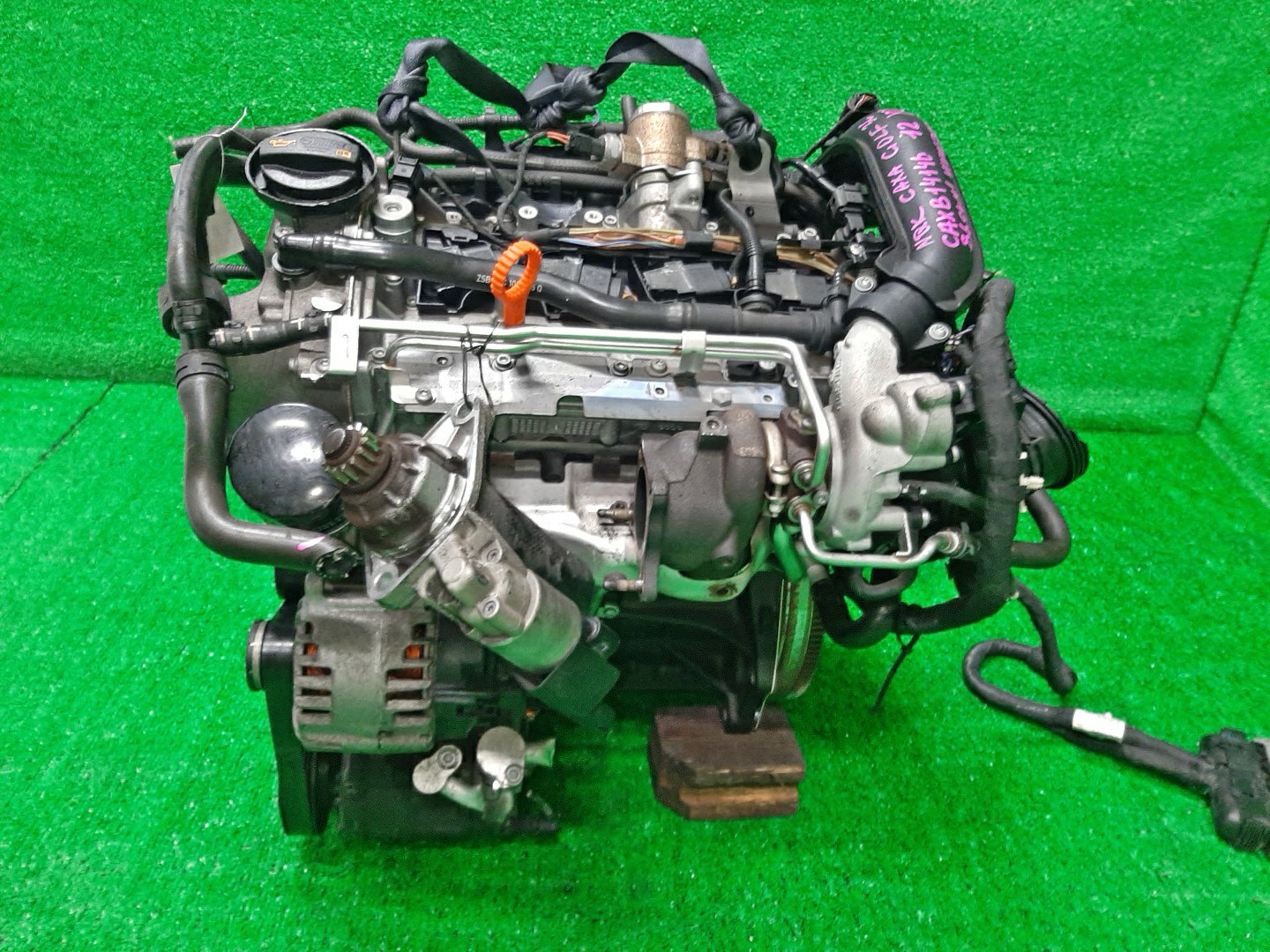 Двигатель VOLKSWAGEN GOLF, JETTA, GOLF PLUS, PASSAT, A1 1F, 5K1, MK6, MK5, 1K5, 1K1, A5, 1K2, 5M1, 3CCAX, 3C2, 3C, B6, 3C5, 362, 365, B7, 8X1 CAXA, CAX B14146 4 ракурс