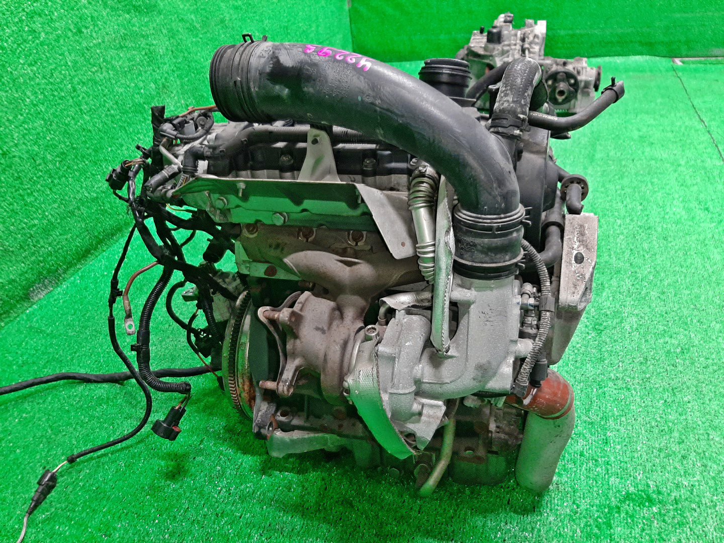 Двигатель AUDI TTS 8J3 CDLB CDLB 3 ракурс