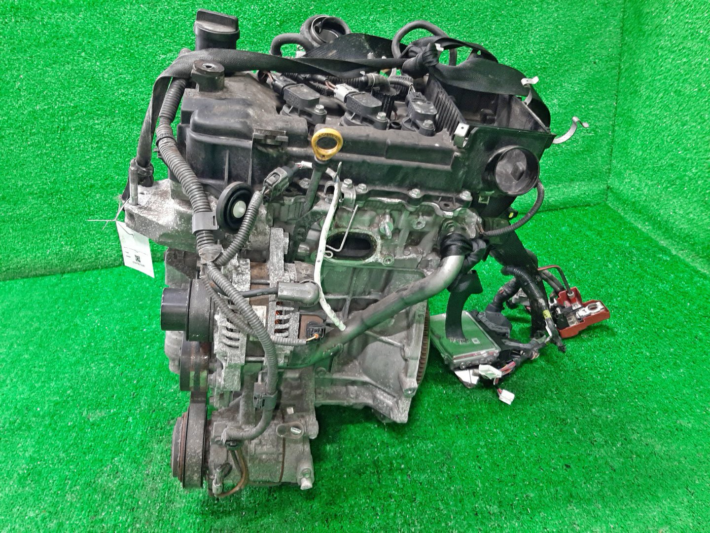 Двигатель TOYOTA VITZ KSP130 1KR-FE 2MOD 4 ракурс