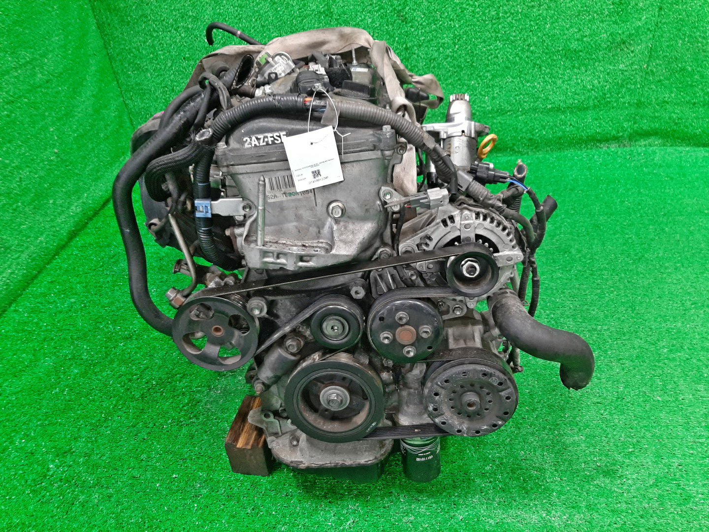 Двигатель TOYOTA AVENSIS AZT251 2AZ-FSE 2530226 2 ракурс