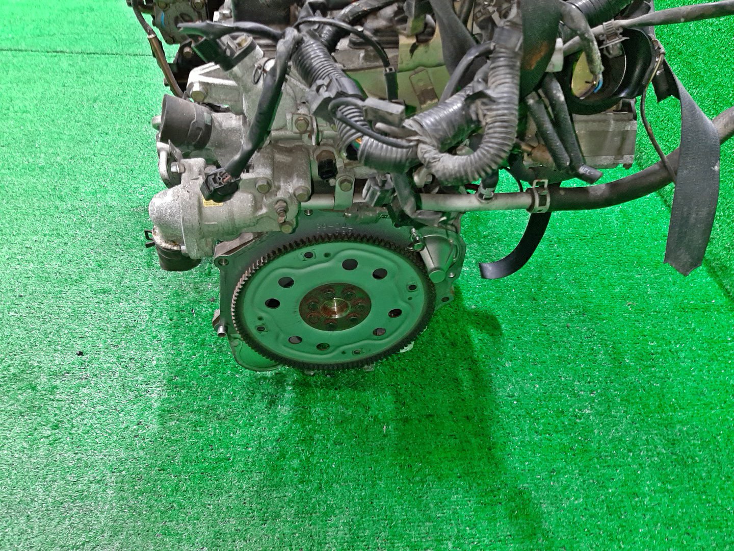 Двигатель MITSUBISHI LANCER CEDIA, LANCER CS5W, CS5A 4G93 MD367149 5 ракурс Двигатель MITSUBISHI LANCER CEDIA, LANCER CS5W, CS5A 4G93 MD367149 5 ракурс