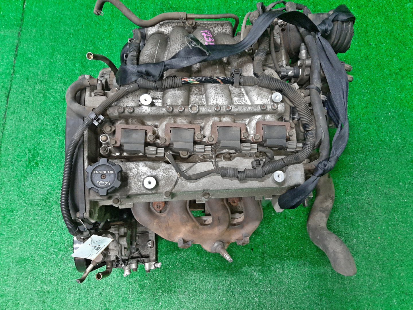 Двигатель MITSUBISHI DION CR9W 4G63 MD369884 1 ракурс