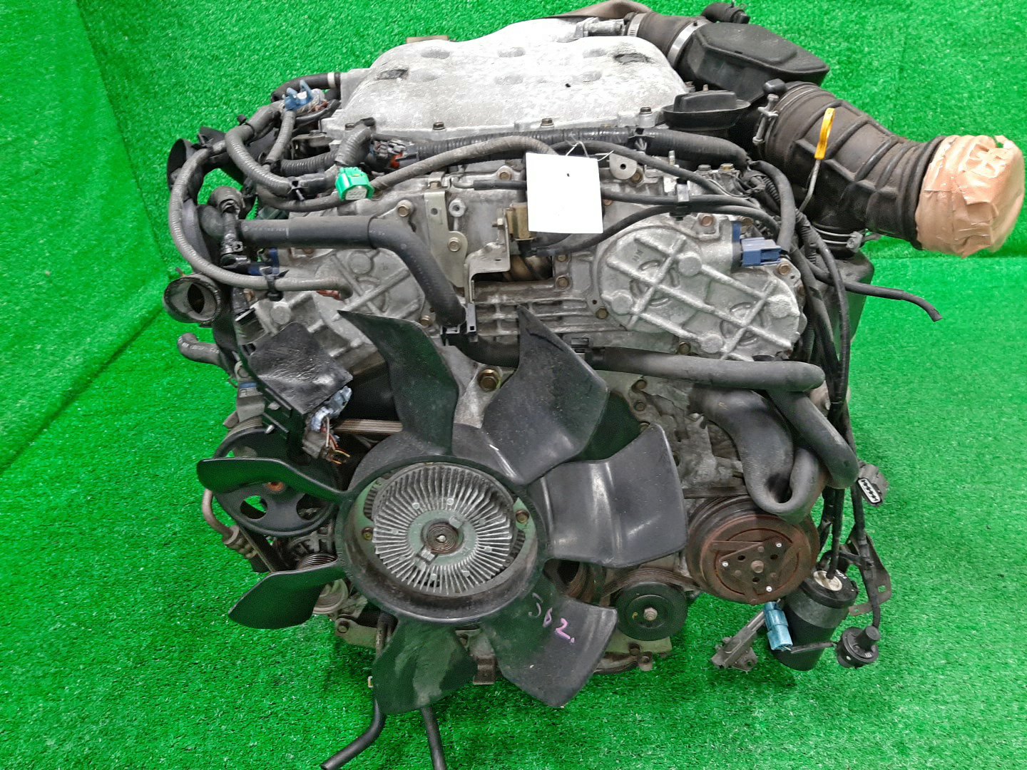 Двигатель NISSAN CEDRIC, GLORIA HY34 VQ30DD 2MOD 2 ракурс