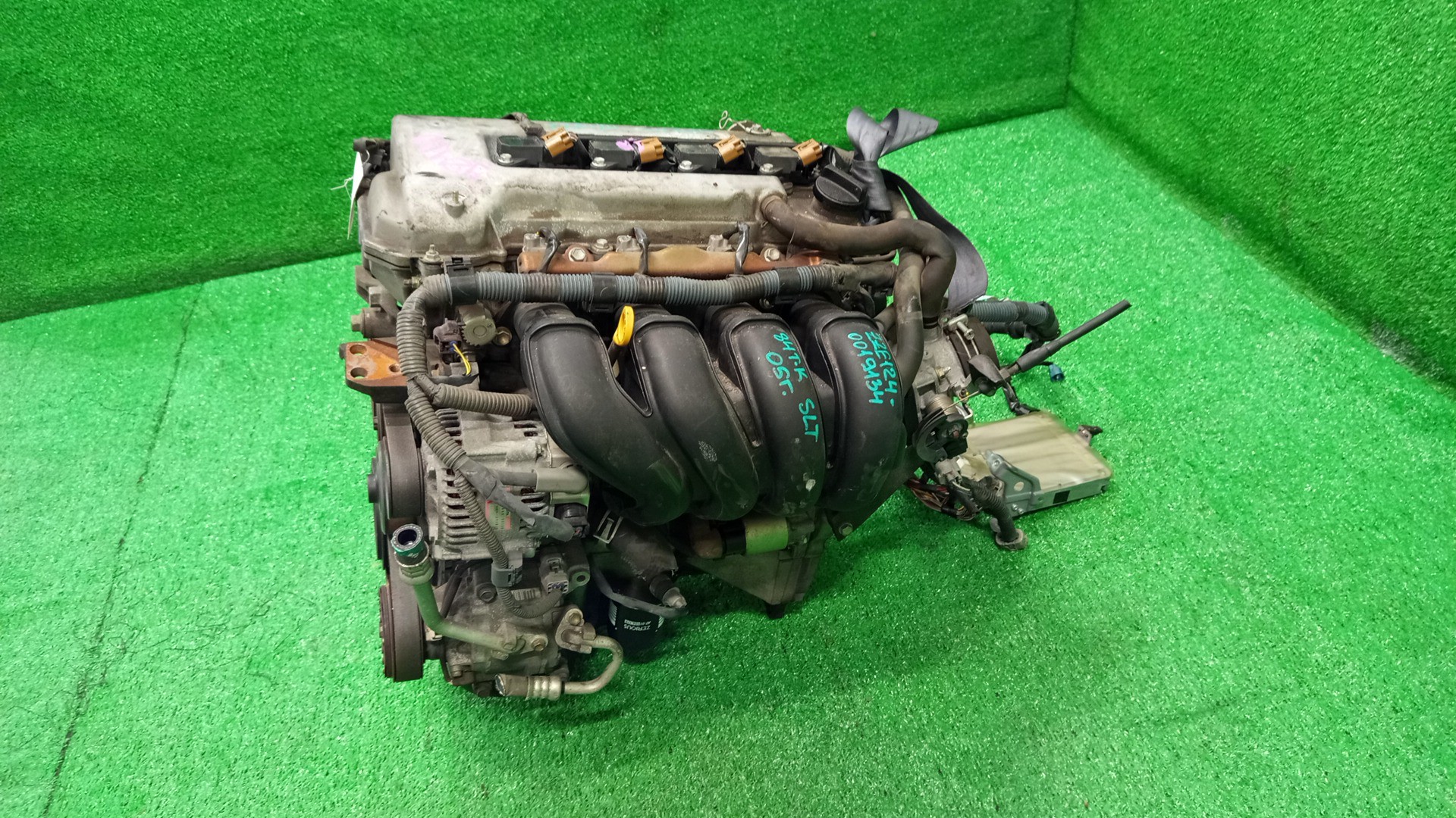 Двигатель TOYOTA COROLLA, PREMIO, COROLLA SPACIO, WISH, ALLION, COROLLA FIELDER, ALLEX, COROLLA RUNX, WILL VS ZZE124, ZZT245, ZZE124N, ZNE14G, ZZE124G, ZZE129 1ZZ-FE MEX 4 ракурс