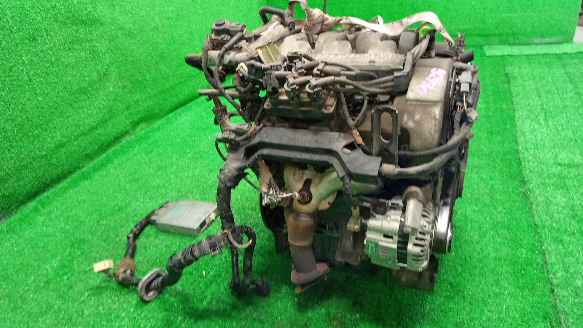 Двигатель MAZDA MPV LW5W GY 272574 3 ракурс