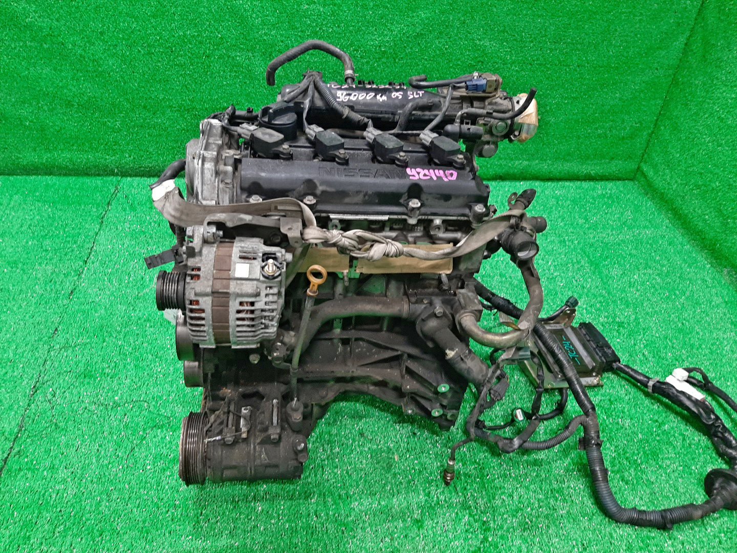 Двигатель NISSAN SERENA TC24 QR20DE PLASTIC 4 ракурс Двигатель NISSAN SERENA TC24 QR20DE PLASTIC 4 ракурс