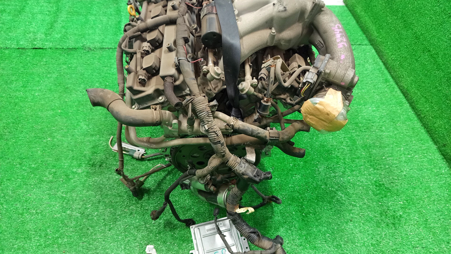 Двигатель NISSAN TEANA J31 VQ23DE 2MOD 5 ракурс Двигатель NISSAN TEANA J31 VQ23DE 2MOD 5 ракурс