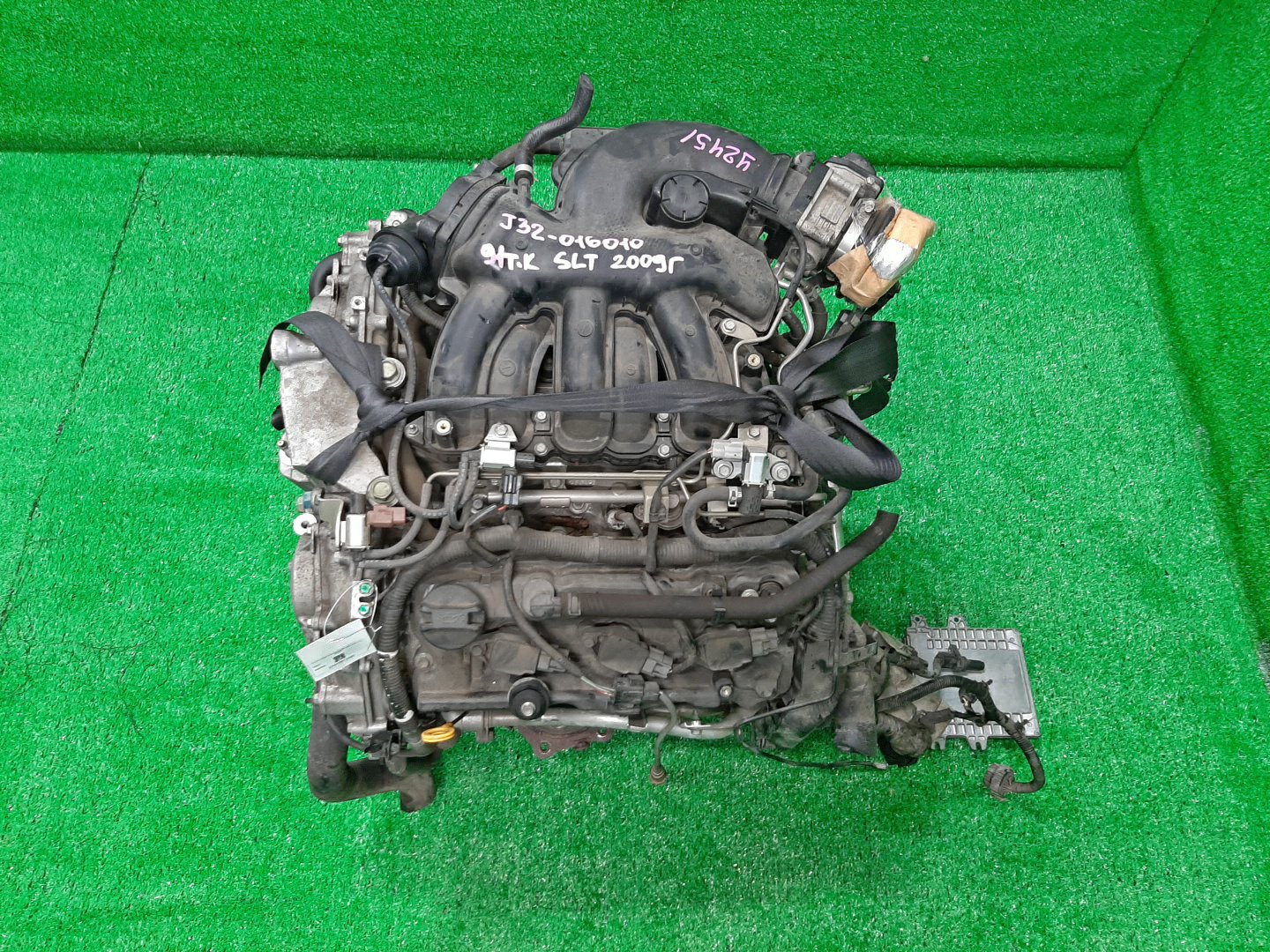 Двигатель NISSAN TEANA J32 VQ25DE 456250A 1 ракурс